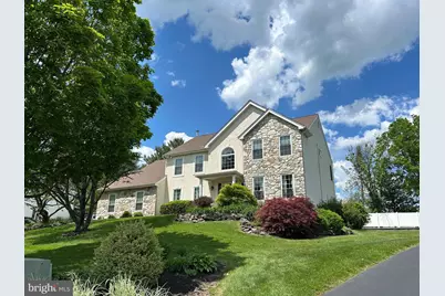 42 Pin Oak Drive, Phoenixville, PA 19460 - Photo 1