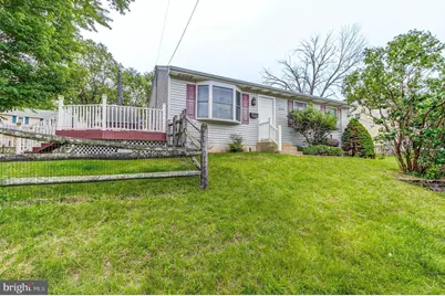 370 Windsor Avenue, Hatboro, PA 19040 - Photo 1