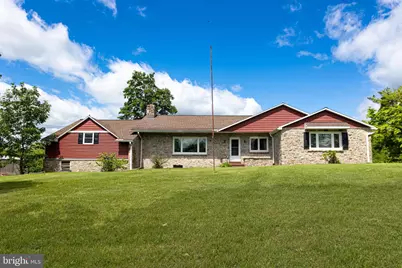 923 Farmington Avenue, Pottstown, PA 19464 - Photo 1