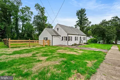 929 Gilbert Road, Cheltenham, PA 19012 - Photo 1