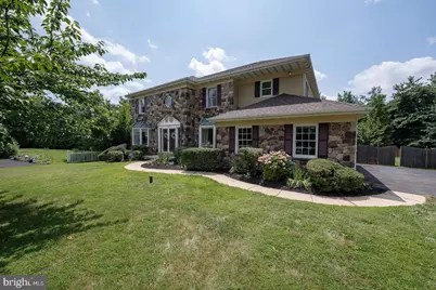 927 Capitol Circle, Norristown, PA 19403 - Photo 1