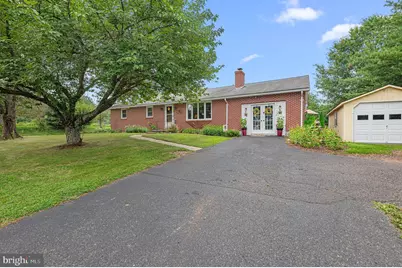 2203 E Buck Road, Pennsburg, PA 18073 - Photo 1