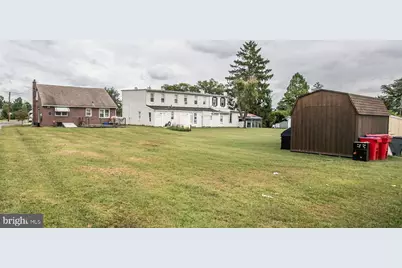 425 Center Street, Pottstown, PA 19464 - Photo 1