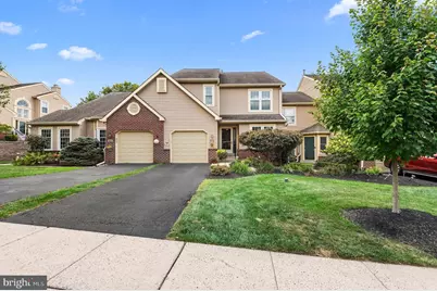 171 Pinecrest Lane, Lansdale, PA 19446 - Photo 1