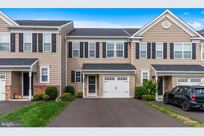 321 W Hamlin Avenue, Telford, PA 18969 - Photo 1