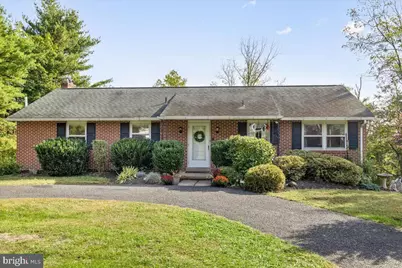 808 Mountainview Avenue, Schwenksville, PA 19473 - Photo 1