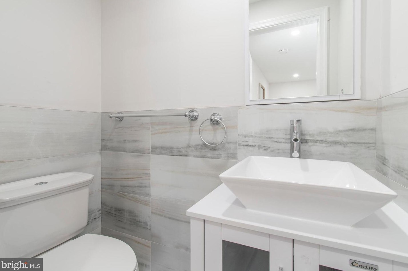 915 Mount Airy Ave, Philadelphia PA  19150-3408 exterior