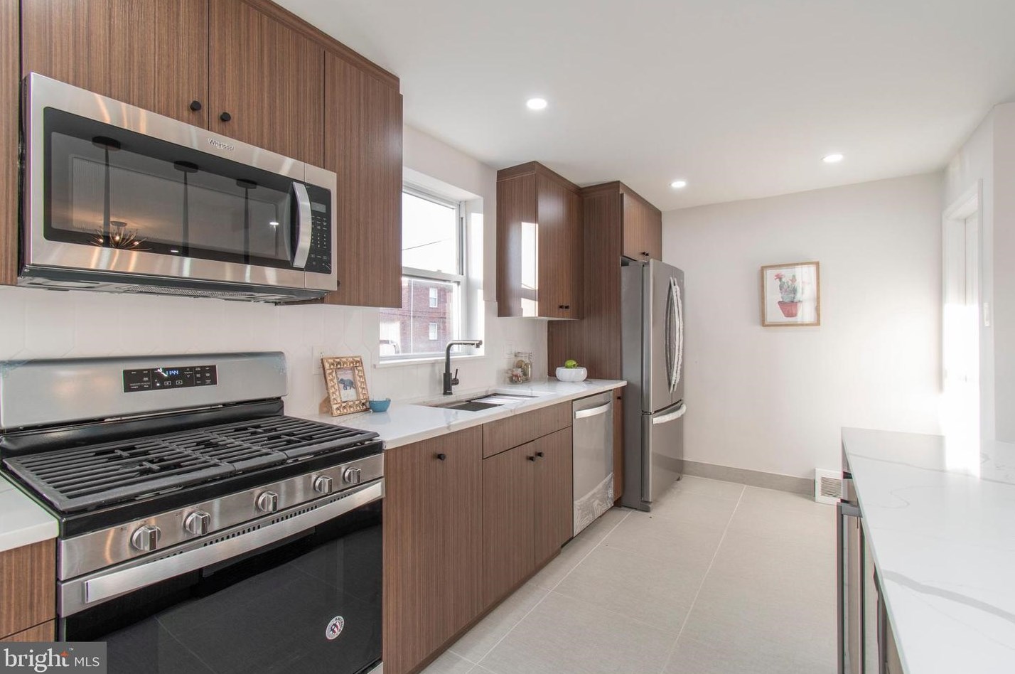 915 Mount Airy Ave, Philadelphia PA  19150-3408 exterior