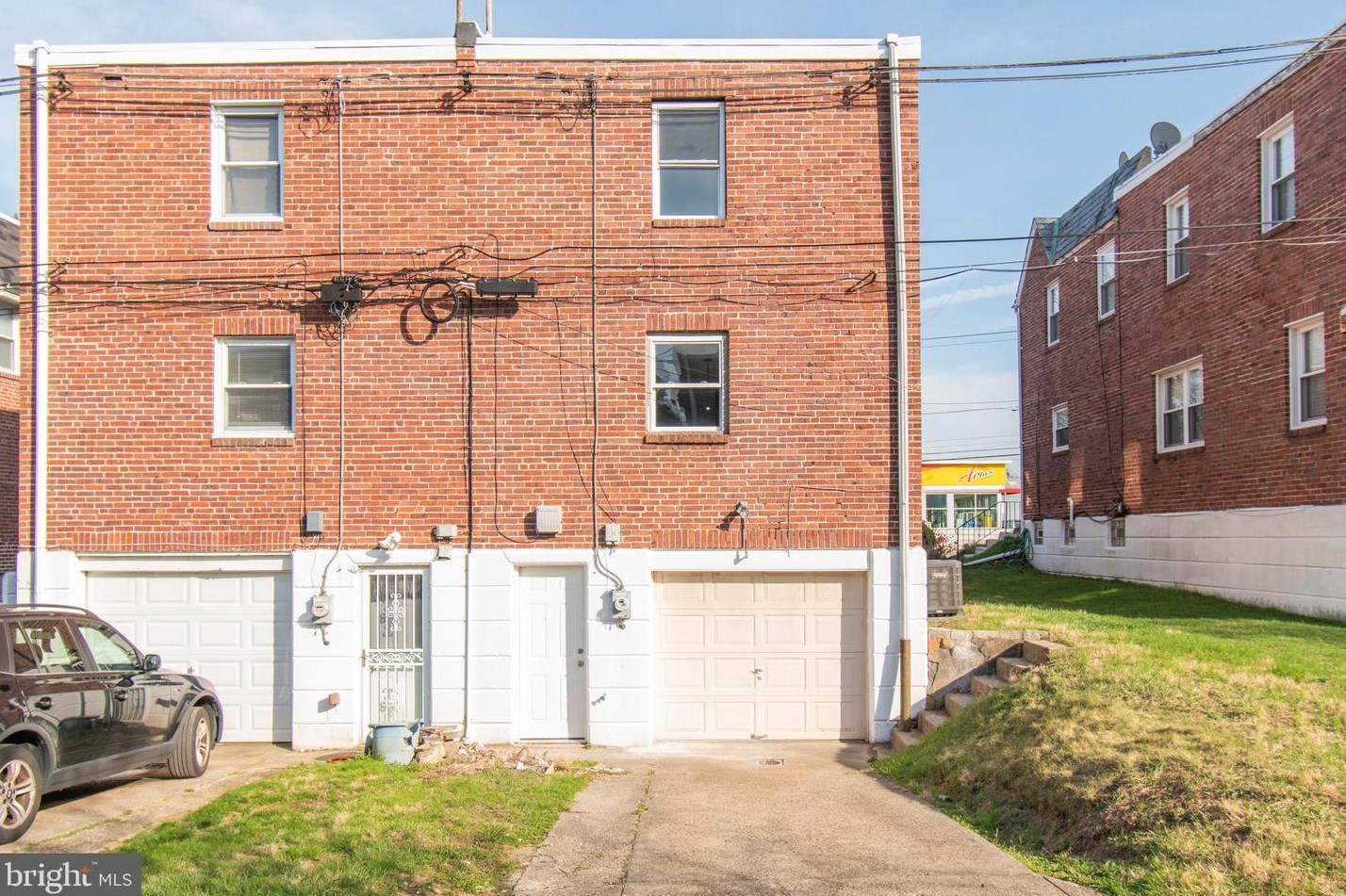 915 Mount Airy Ave, Philadelphia PA  19150-3408 exterior