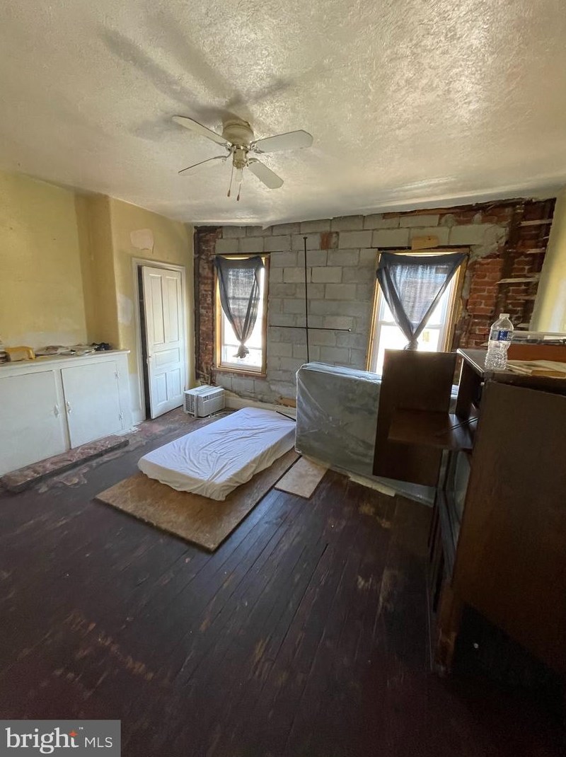 1226 47 St, Philadelphia PA 19131-1505 exterior