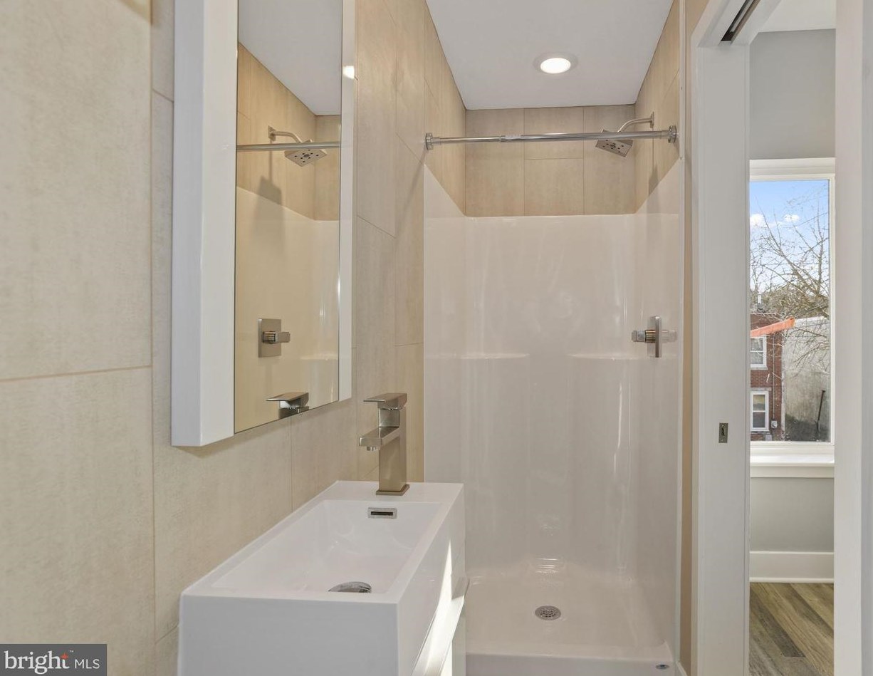 3817 Wallace St, Philadelphia PA 19104-1837 exterior