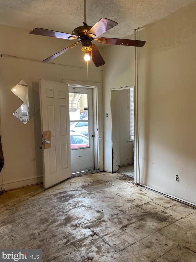 500 Vodges St, Philadelphia, PA 19131-4905
