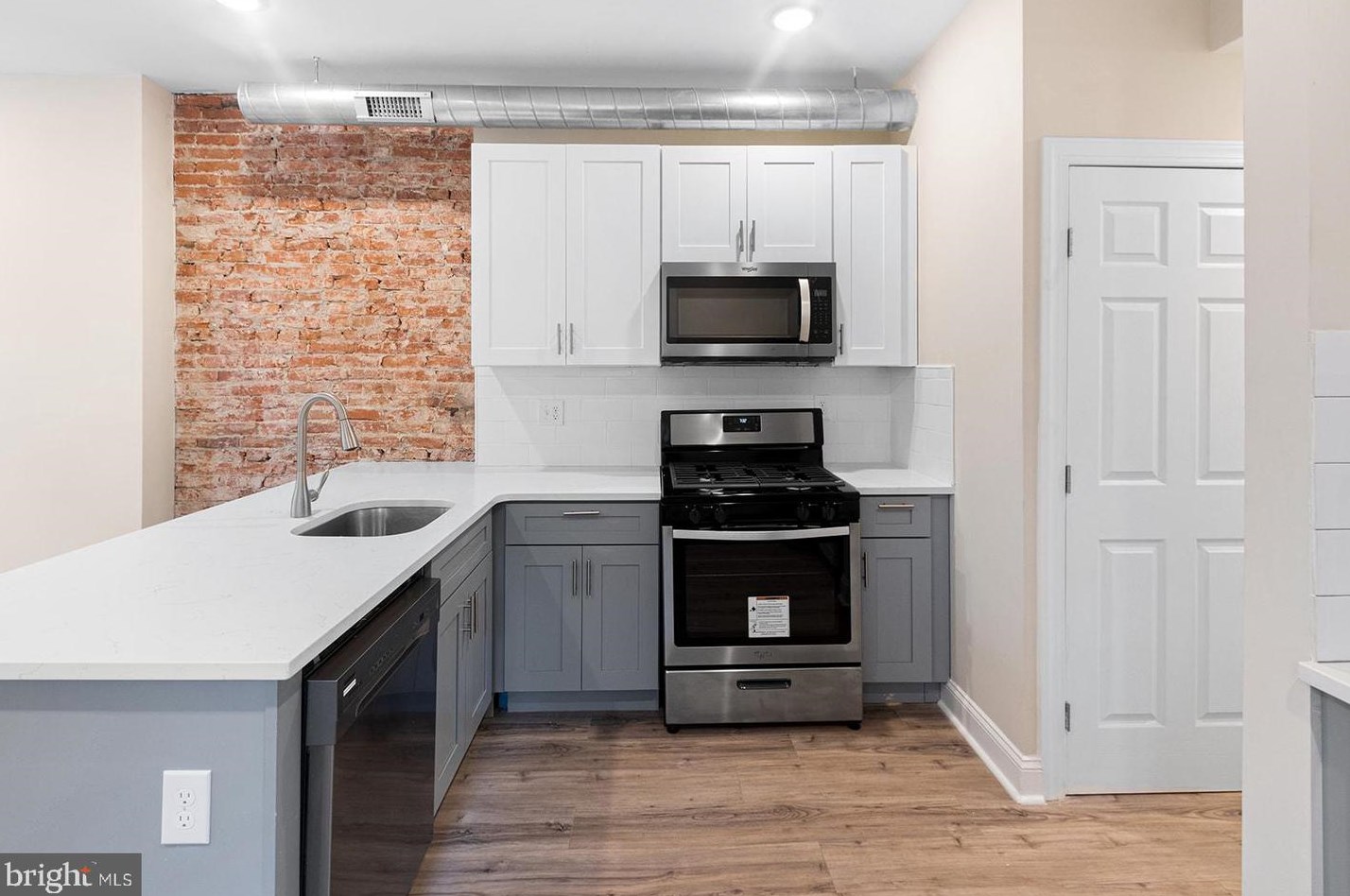 4233 Otter St #2, Philadelphia, PA 19104