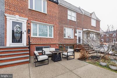 3135 S Juniper Street, Philadelphia, PA 19148 - Photo 1