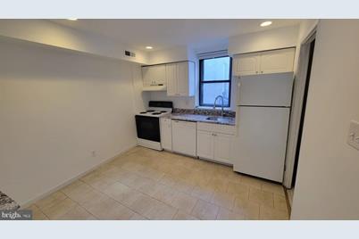 239 Fairmount Avenue #2, Philadelphia, PA 19123 - Photo 1