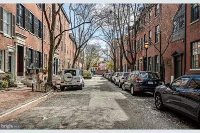 920 Clinton Street #1R, Philadelphia, PA 19107 - Photo 1