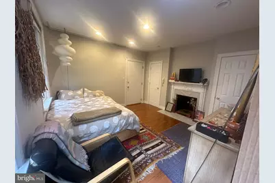 910 Clinton Street #1R, Philadelphia, PA 19107 - Photo 1