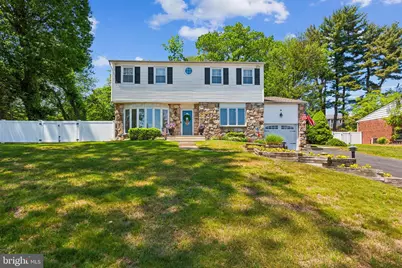 9094 Pine Road, Philadelphia, PA 19115 - Photo 1