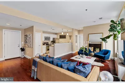 1811 Chestnut Street #405, Philadelphia, PA 19103 - Photo 1