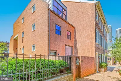 338 S 2nd Street, Philadelphia, PA 19106 - Photo 1