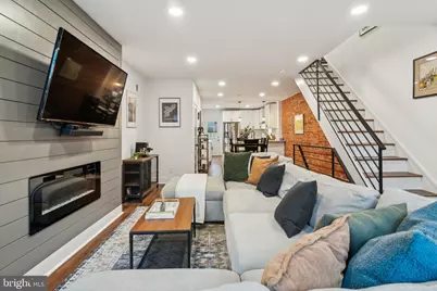 2518 Carpenter Street, Philadelphia, PA 19146 - Photo 1