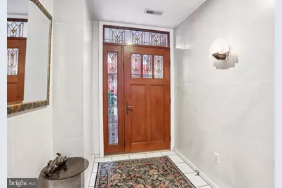 137 N 22nd Street, Philadelphia, PA 19103 - Photo 1