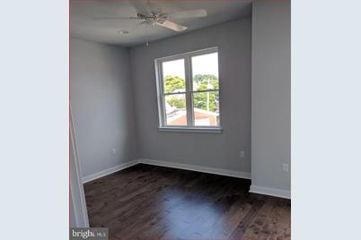 138 Burnside Street - Photo 1