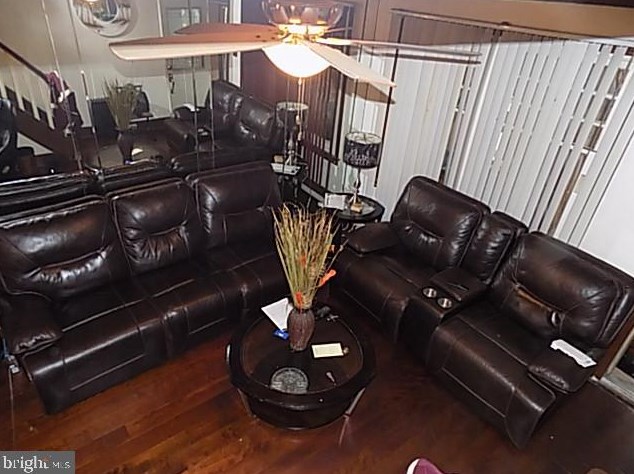 244 Sheldon St, Philadelphia PA 19144-1707 exterior