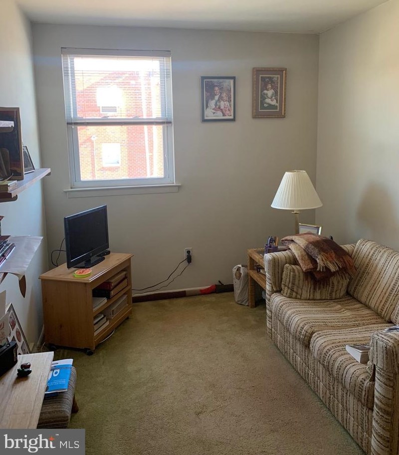 9753 Hilspach St, Philadelphia PA 19115-3331 exterior