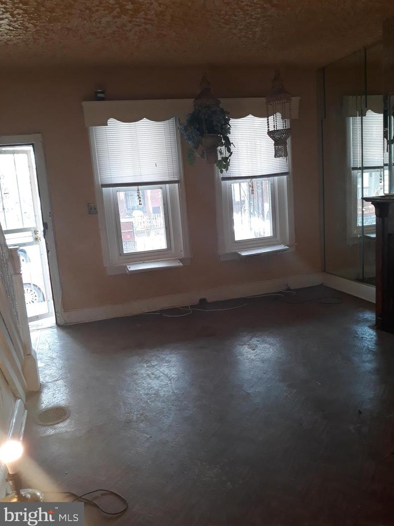 325 Shedaker St, Philadelphia PA  19144-1812 exterior