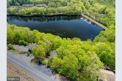 2171 Lancaster Drive, Bushkill, PA 18324 - Photo 1