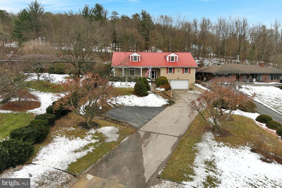 560 E Lawton St, Saint Clair, PA 17970 MLS PASK2004456 Coldwell Banker