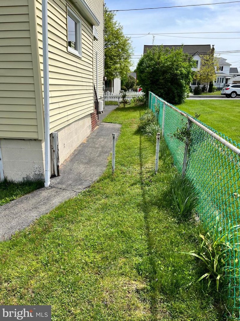 338 Balliet St, Frackville, PA 17931-2114