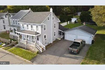 25 W Colliery Avenue, Tower City, PA 17980 - Photo 1