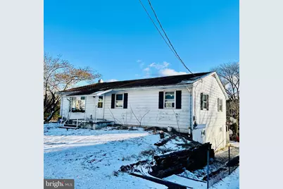 424 W Wiconisco Ave, Tower City, PA 17980 - Photo 1