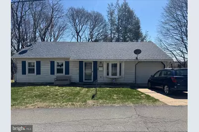 170 Weston Place, Shenandoah, PA 17976 - Photo 1