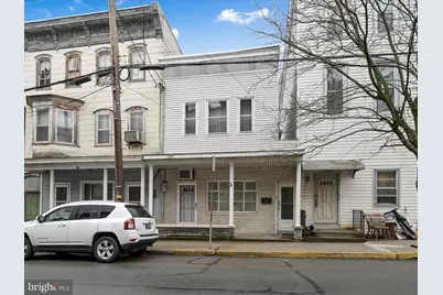 33 W Main Street, Tremont, PA 17981 - Photo 1