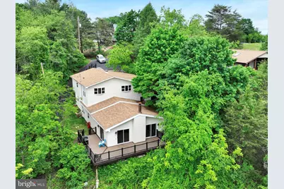 913 Wynonah Drive, Auburn, PA 17922 - Photo 1