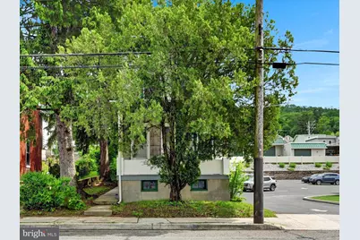 2167 W Market Street, Pottsville, PA 17901 - Photo 1