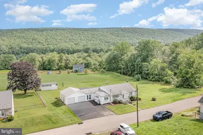 524 W Wiconisco Street, Tower City, PA 17980 - Photo 1