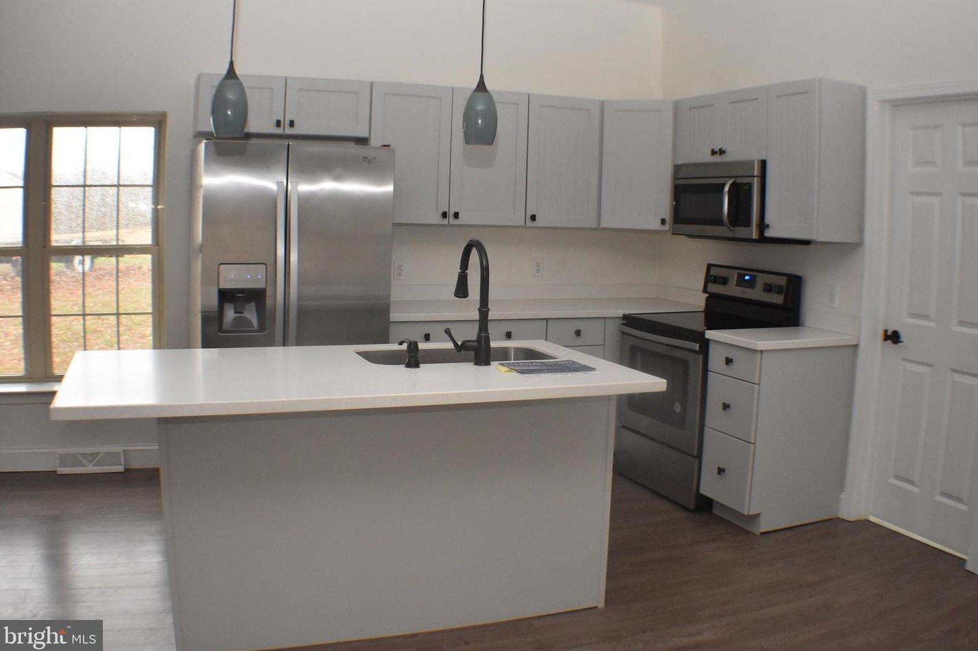 2340 Croll School Rd, York, PA 17403