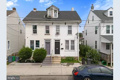 823 E Poplar Street, York, PA 17403 - Photo 1