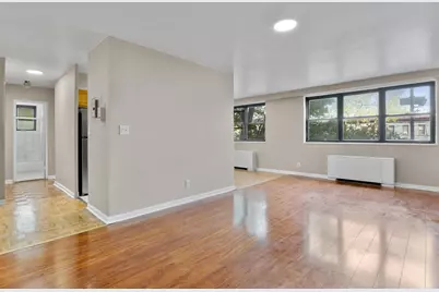 1225 Kennedy Blvd #2F, Bayonne, NJ 07002 - Photo 1