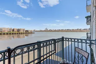 154 The Promenade, Edgewater, NJ 07020 - Photo 1