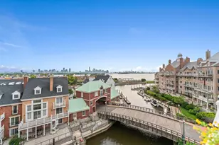 200 Shearwater Ct W, Jersey City, NJ 07305 - Photo 1