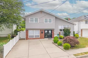 1138 Stonewall Ln, Secaucus, NJ 07094 - Photo 1