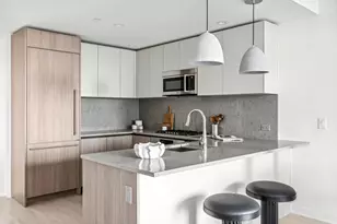 155 Bay St, Jersey City, NJ 07302 - Photo 1