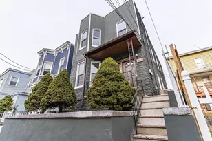 620 37th St, Union City, NJ 07087 - Photo 1