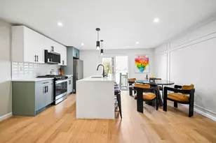 366 7th St, Jersey City, NJ 07302 - Photo 1
