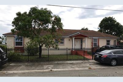 5935 NW 8th Ave - Photo 1